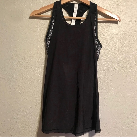 LULULEMON 2 black tank top - Picture 2 of 5